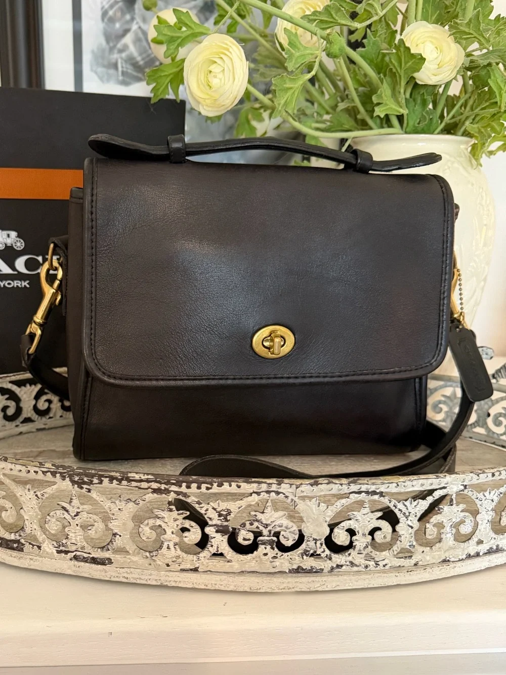 Vintage COACH Court Bag 9870 Black Crossbody Top Handle w/One-Sided Hangtag